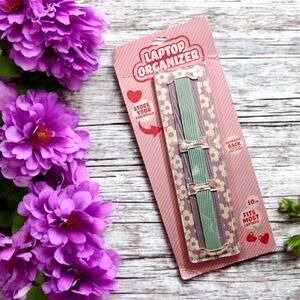 NIB Elastic Laptop Organizer 2.75in x 10.25in